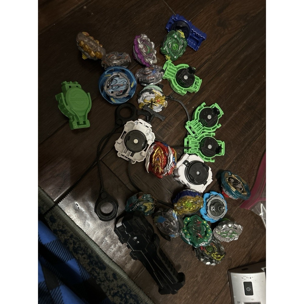 Beyblade Burst Lot Launchers Ripcords Spryzen Requiem + Mixed Tops